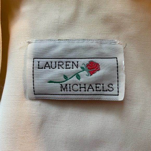 "Lauren Michaels" White Jacket Dress - Picture 6 of 6